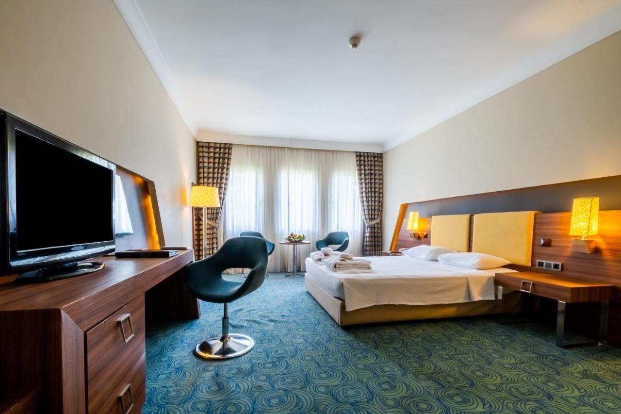 Spa Hotel Colossae Thermal Karahayit  Buitenkant foto
