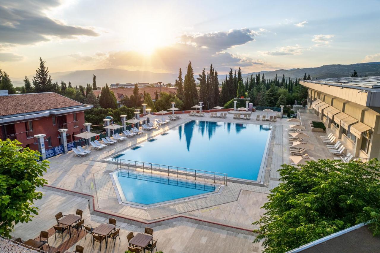 Spa Hotel Colossae Thermal Karahayit  Buitenkant foto The Dan Hotel