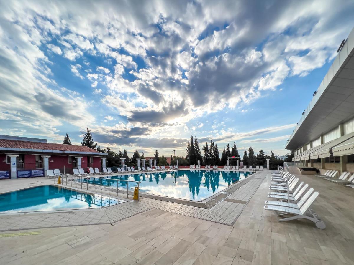 Spa Hotel Colossae Thermal Karahayit  Buitenkant foto The swimming pool at the complex